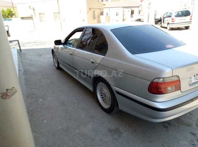 BMW 528-11