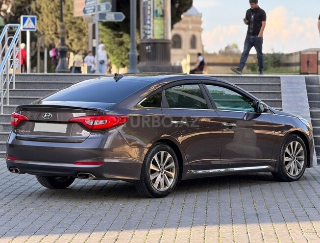 Hyundai Sonata-8