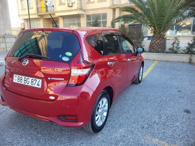 Nissan Note-4