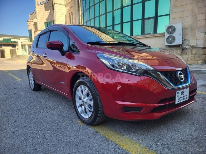 Nissan Note-7
