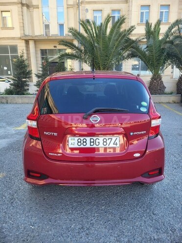 Nissan Note-8
