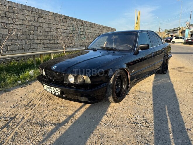 BMW 525-10