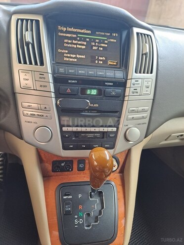 Lexus RX 300-10