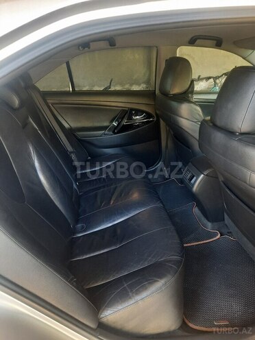 Toyota Camry-8
