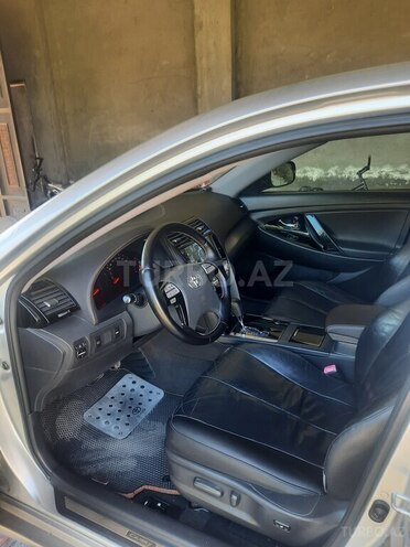 Toyota Camry-11