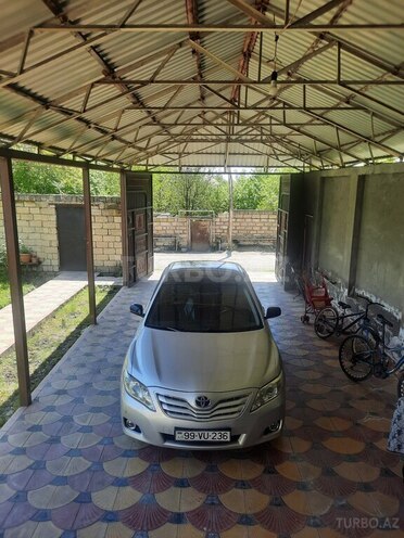Toyota Camry-12