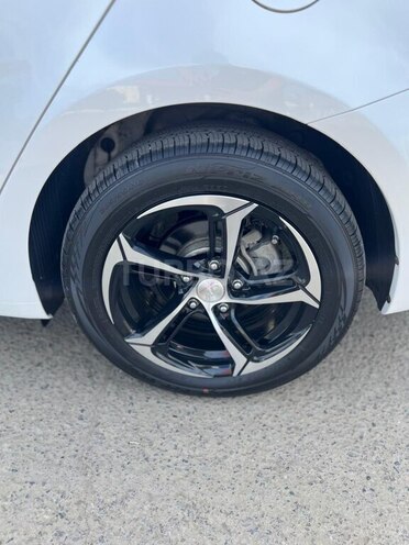 Kia Cerato-9