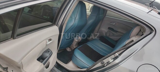 Honda Insight-4