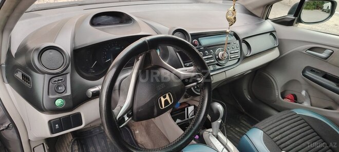 Honda Insight-9