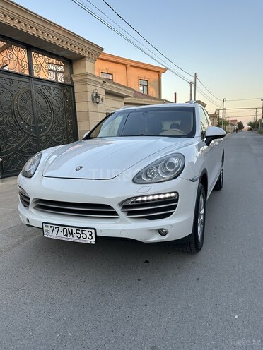 Porsche Cayenne-3