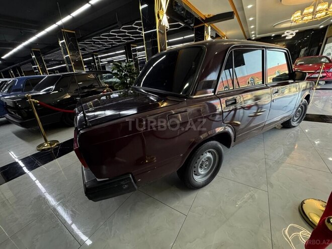 LADA (VAZ) 2107-4