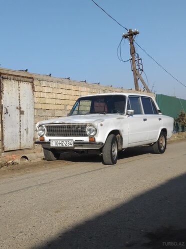 LADA (VAZ) 21011-8