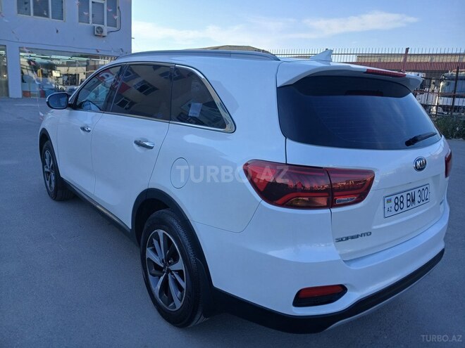 Kia Sorento-2