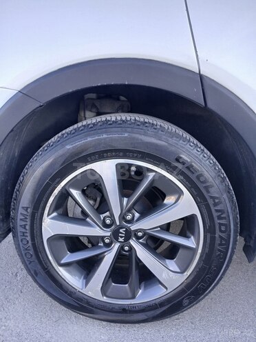 Kia Sorento-8