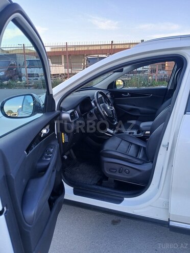 Kia Sorento-14