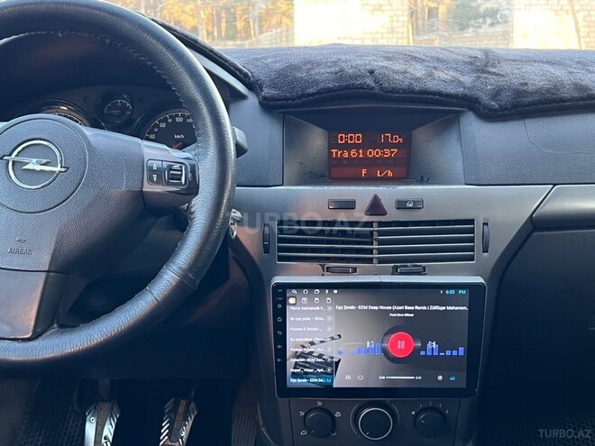 Opel Astra-10
