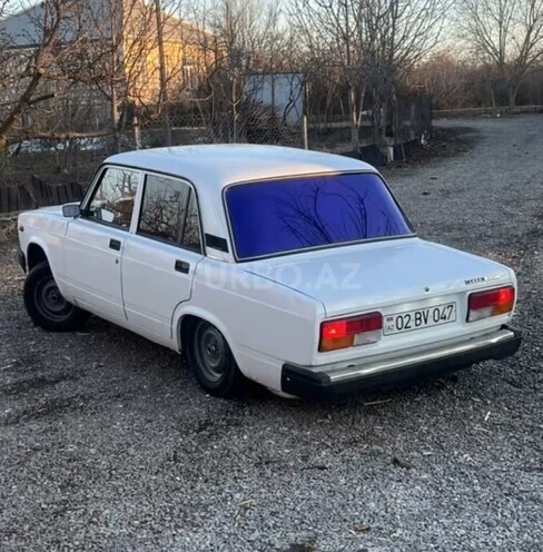 LADA (VAZ) 2107-4