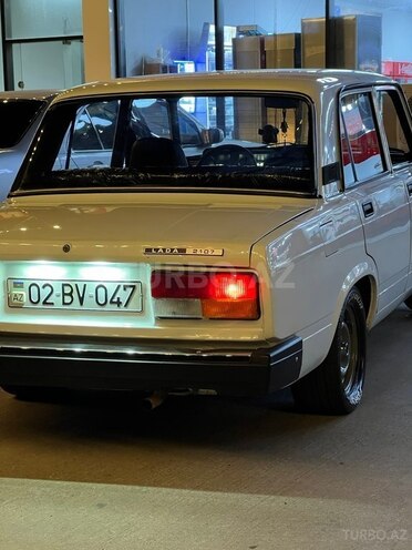 LADA (VAZ) 2107-3