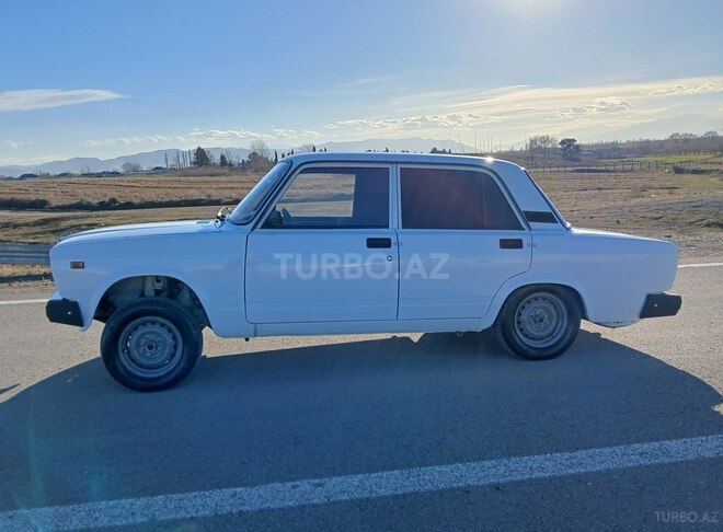 LADA (VAZ) 2107-10