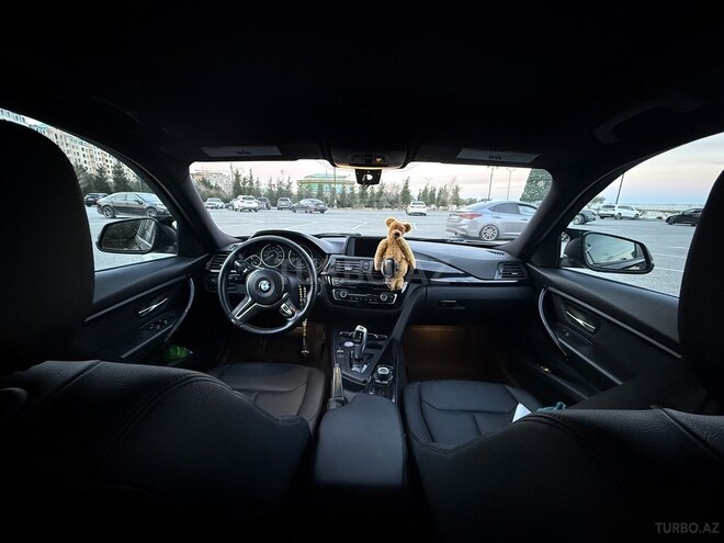 BMW 330-7