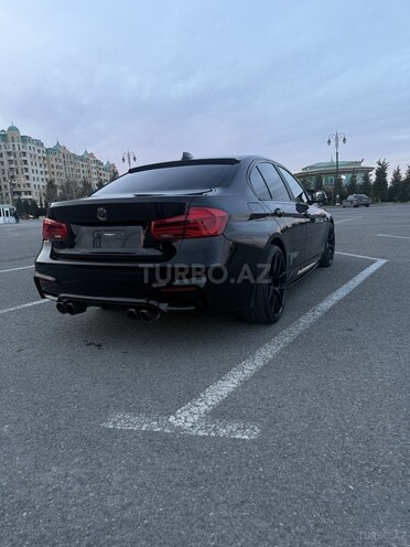 BMW 330-15