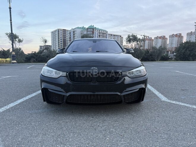 BMW 330-2