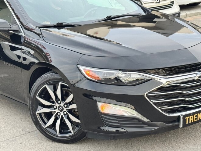 Chevrolet Malibu-12