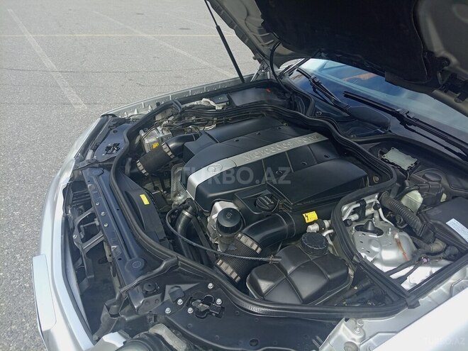 Mercedes E 240-2