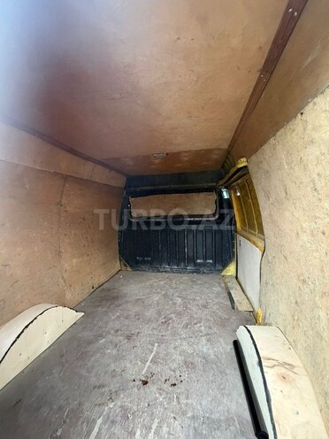 Ford Transit-11