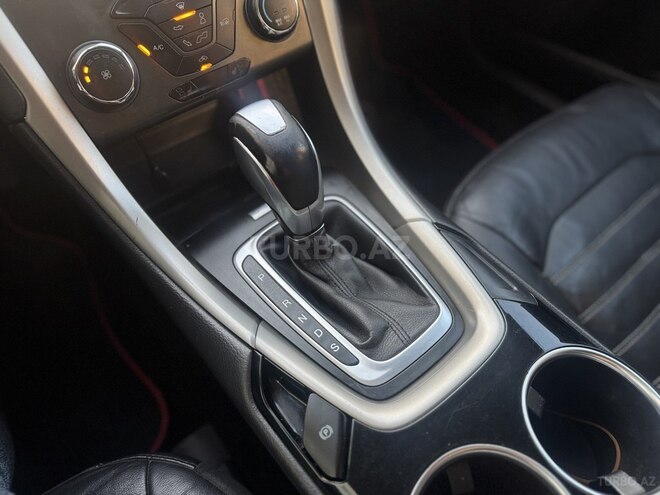 Ford Fusion (North America)-13