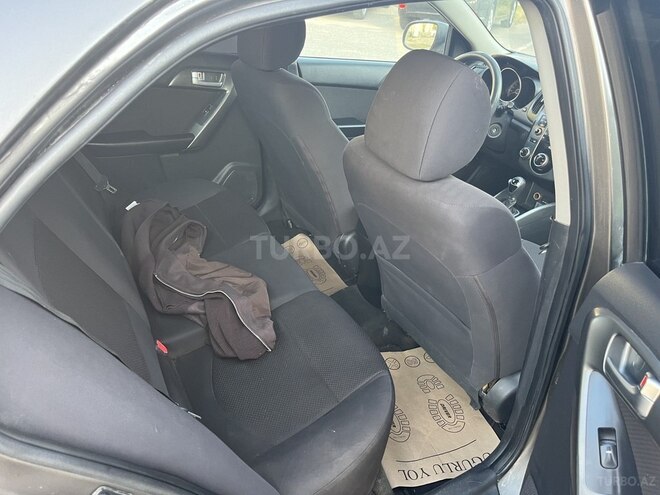 Kia Cerato-3
