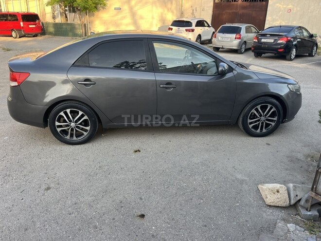 Kia Cerato-2