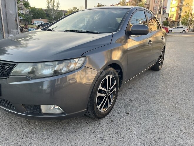 Kia Cerato-7