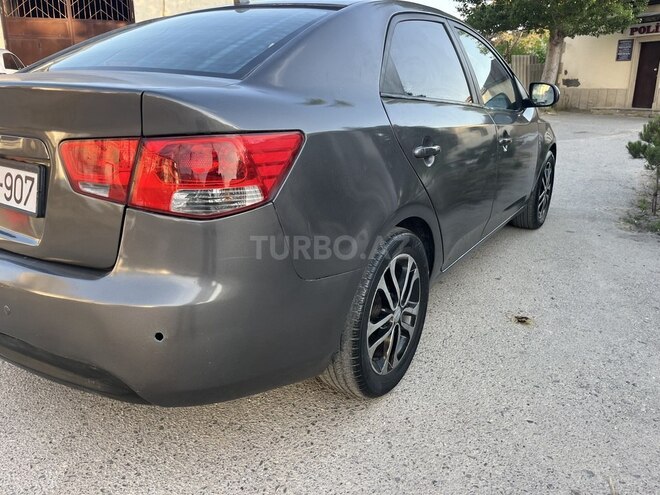 Kia Cerato-9