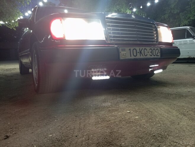 Mercedes 190-17