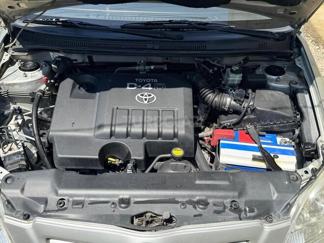 Toyota Corolla-8