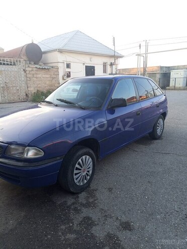 Opel Astra-4