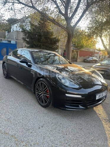 Porsche Panamera 4S Executive-2