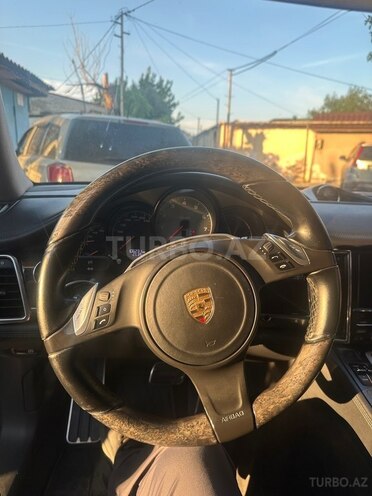 Porsche Panamera 4S Executive-7