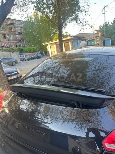 Porsche Panamera 4S Executive-6