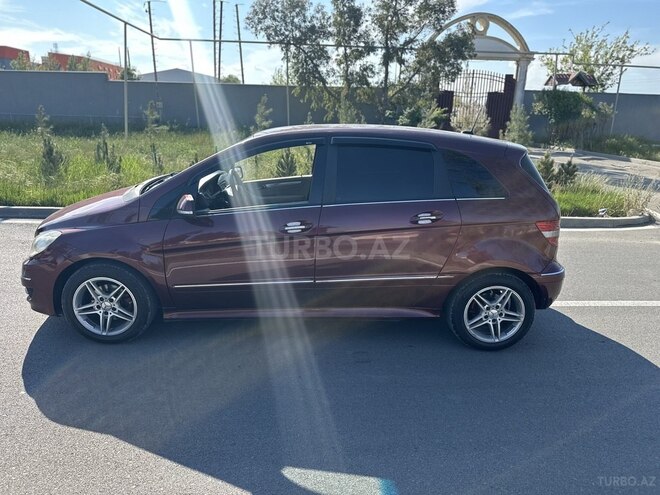 Mercedes B 170-7