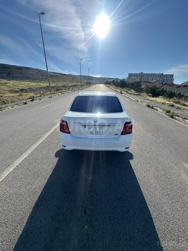 Toyota Corolla Axio-15