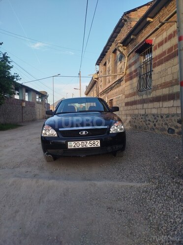 LADA (VAZ) Priora-1