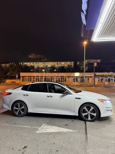 Kia Optima-3