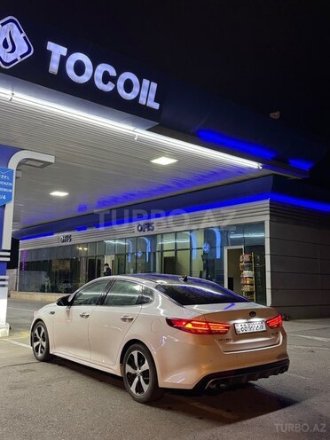 Kia Optima-6