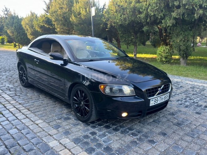 Volvo C70-10