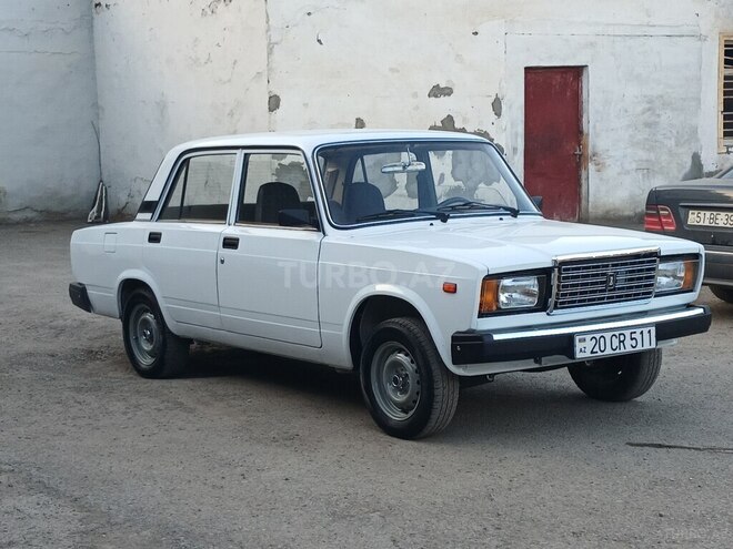 LADA (VAZ) 2107-2