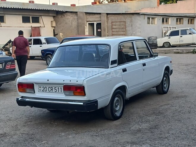LADA (VAZ) 2107-4