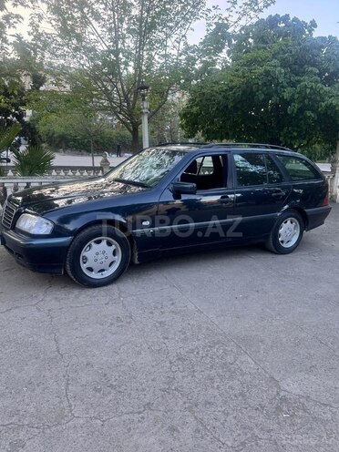 Mercedes C 200-3