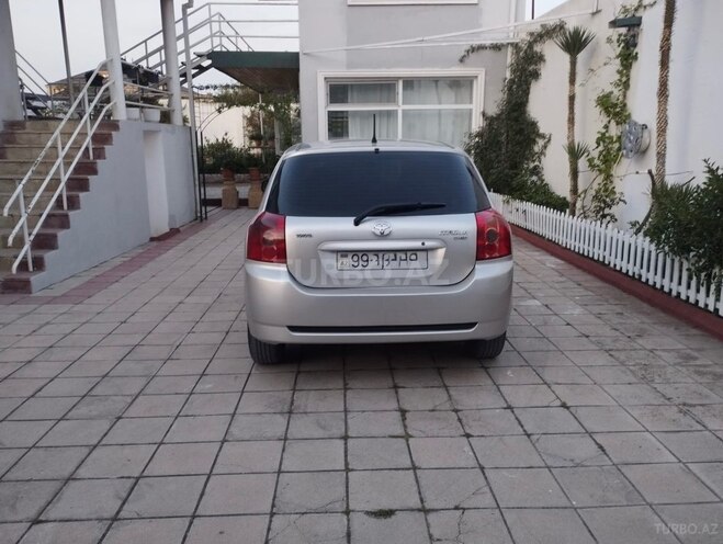 Toyota Corolla-5
